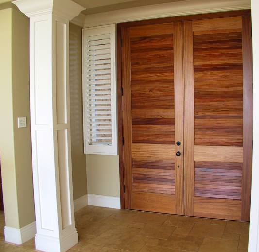 white painted wood to match trim - Kaanapali